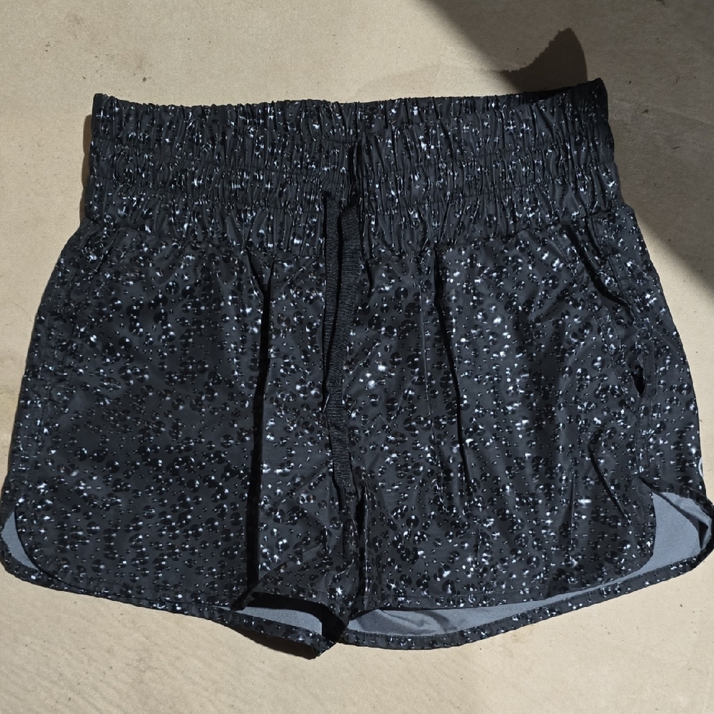 ZYIA Black Raindrop Women's Athletic Shorts